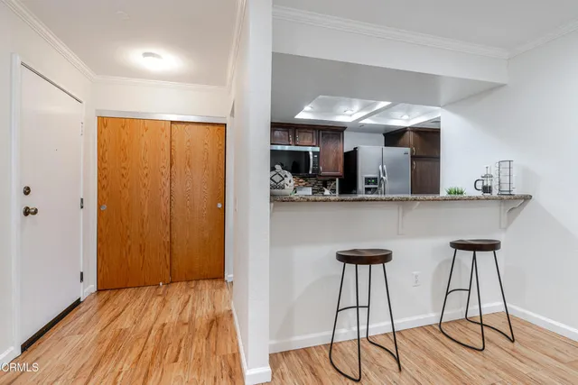 $650,000 | 355 South Marengo Avenue, Unit 203, Pasadena, CA 91101