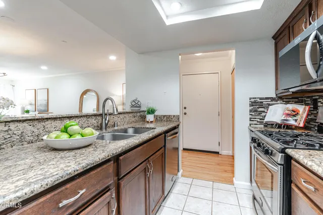 $650,000 | 355 South Marengo Avenue, Unit 203, Pasadena, CA 91101