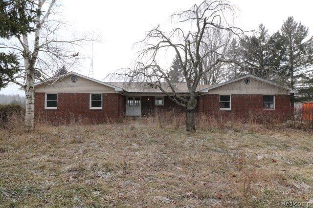 5698 Martus Road North Branch, MI 48461 - Photo 1 of 27 IMG_2136.jpg