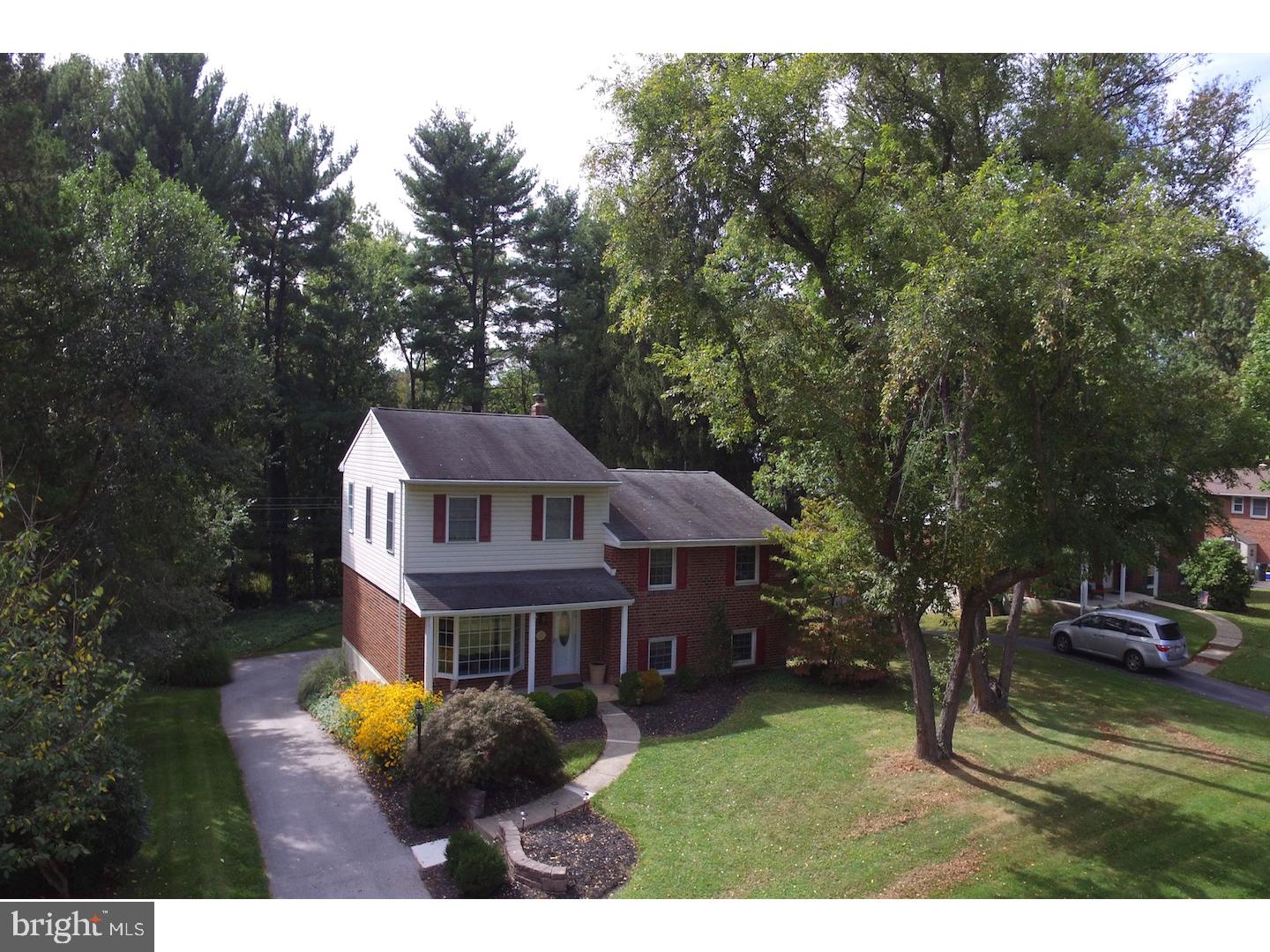 523 Georgetown Road Wallingford, PA 19086 - Photo 2 of 24 Gallery Image 2