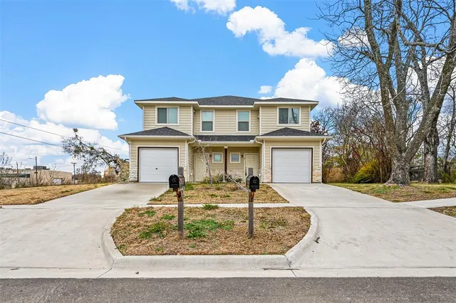 $1,375 | 601 Thomas Street, Unit 1, Bonham, TX 75418