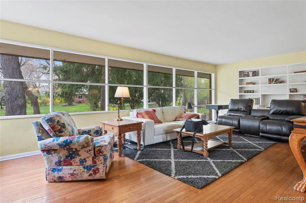 4165 Quarton Road Bloomfield Hills, MI 48301 - Photo 9 of 39