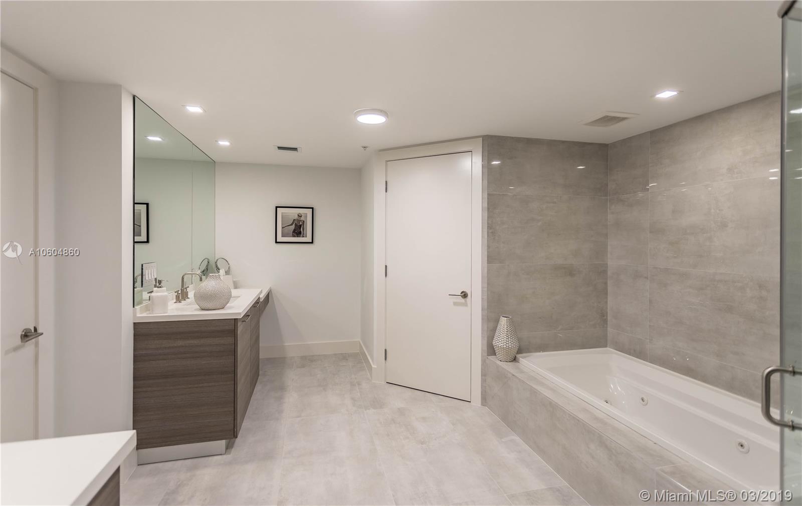 327 East Royal Palm Road, Unit 201 Boca Raton, FL 33432 - Photo 23 of 38