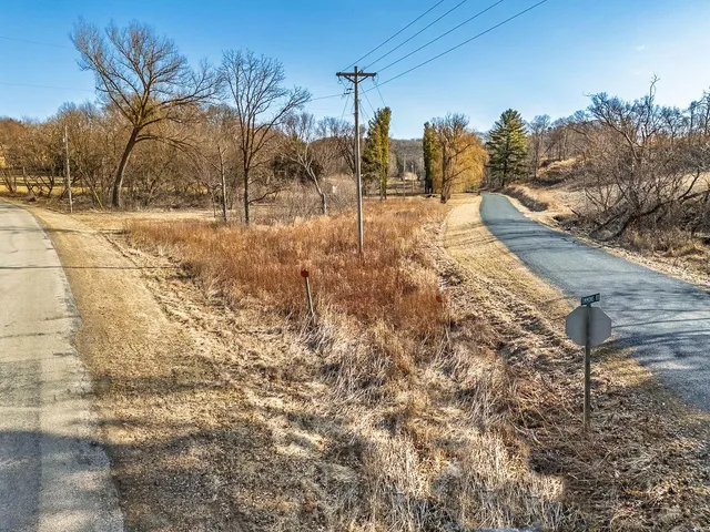 $13,000 | L46-bunting East Redstone Drive, La Valle, WI 53941