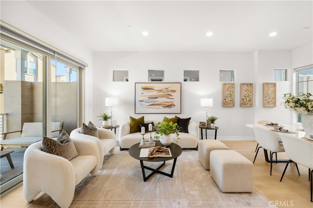 779 Benchmark Irvine, CA 92618 - Photo 12 of 27 living room