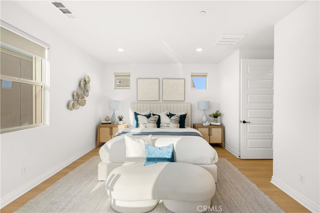 779 Benchmark Irvine, CA 92618 - Photo 20 of 27 third floor master bedroom