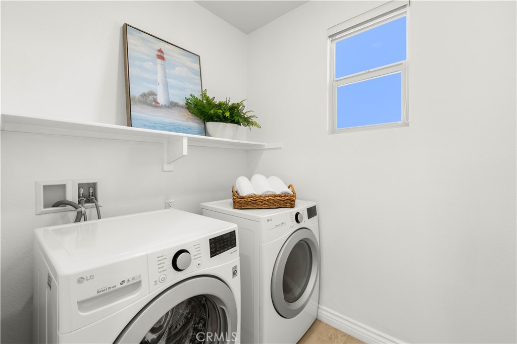 779 Benchmark Irvine, CA 92618 - Photo 27 of 27 third floor laundry room