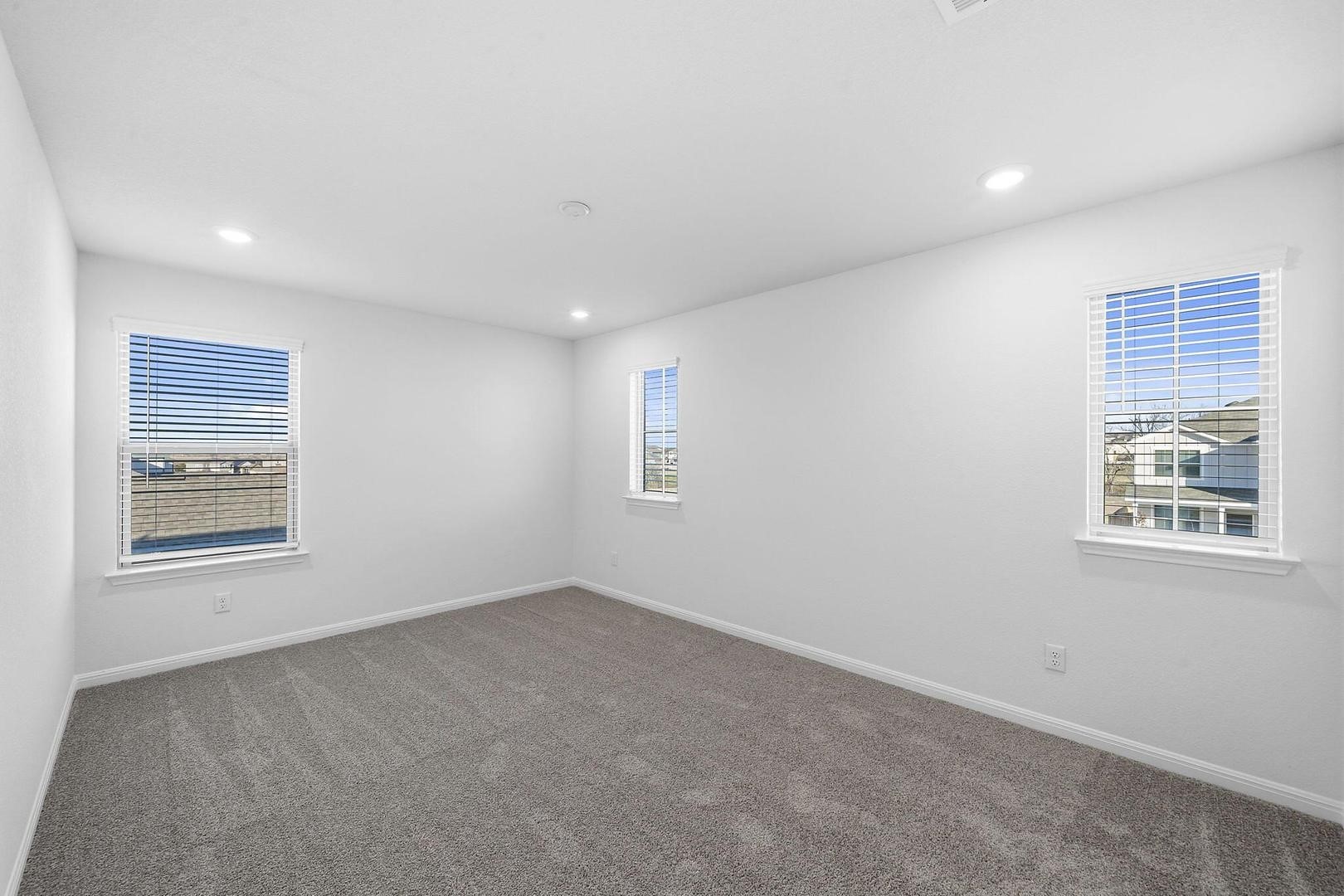 121 Hatari Trail Jarrell, TX 76537 - Photo 19 of 32