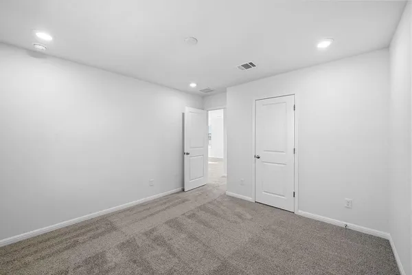 $343,998 | 121 Hatari Trail, Jarrell, TX 76537