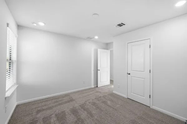 $343,998 | 121 Hatari Trail, Jarrell, TX 76537
