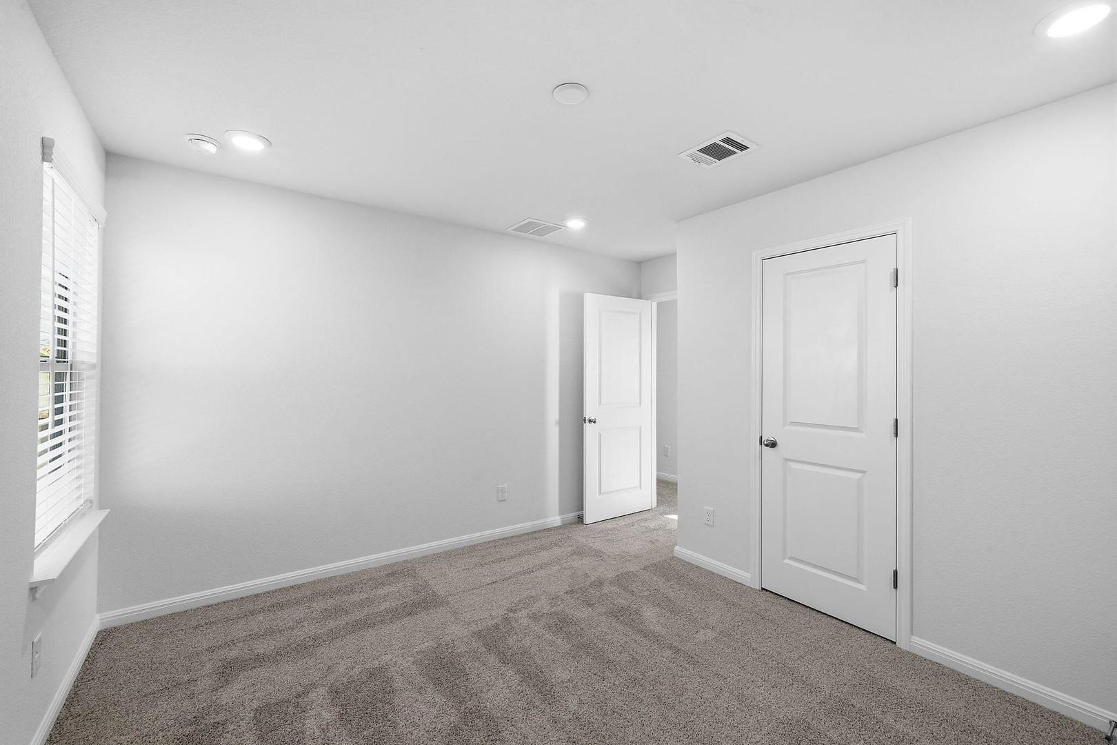 121 Hatari Trail Jarrell, TX 76537 - Photo 28 of 32