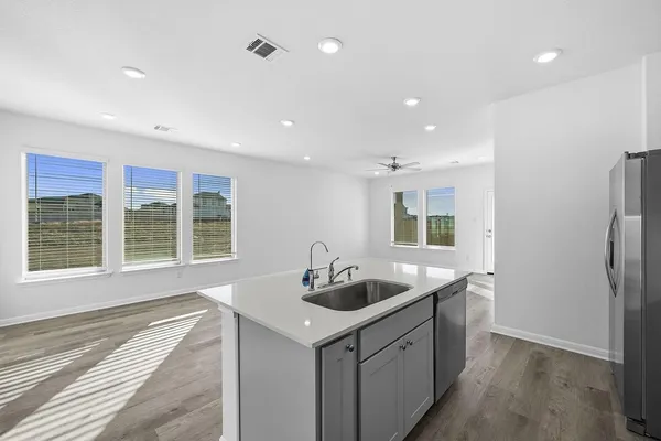 $343,998 | 121 Hatari Trail, Jarrell, TX 76537