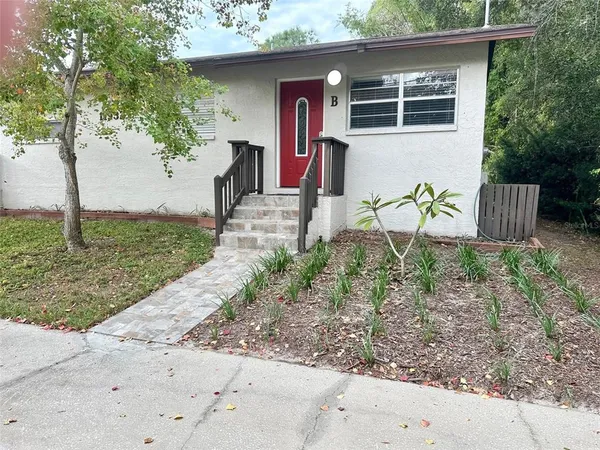 $2,000 | 11932 125th Street, Unit B, Largo, FL 33774