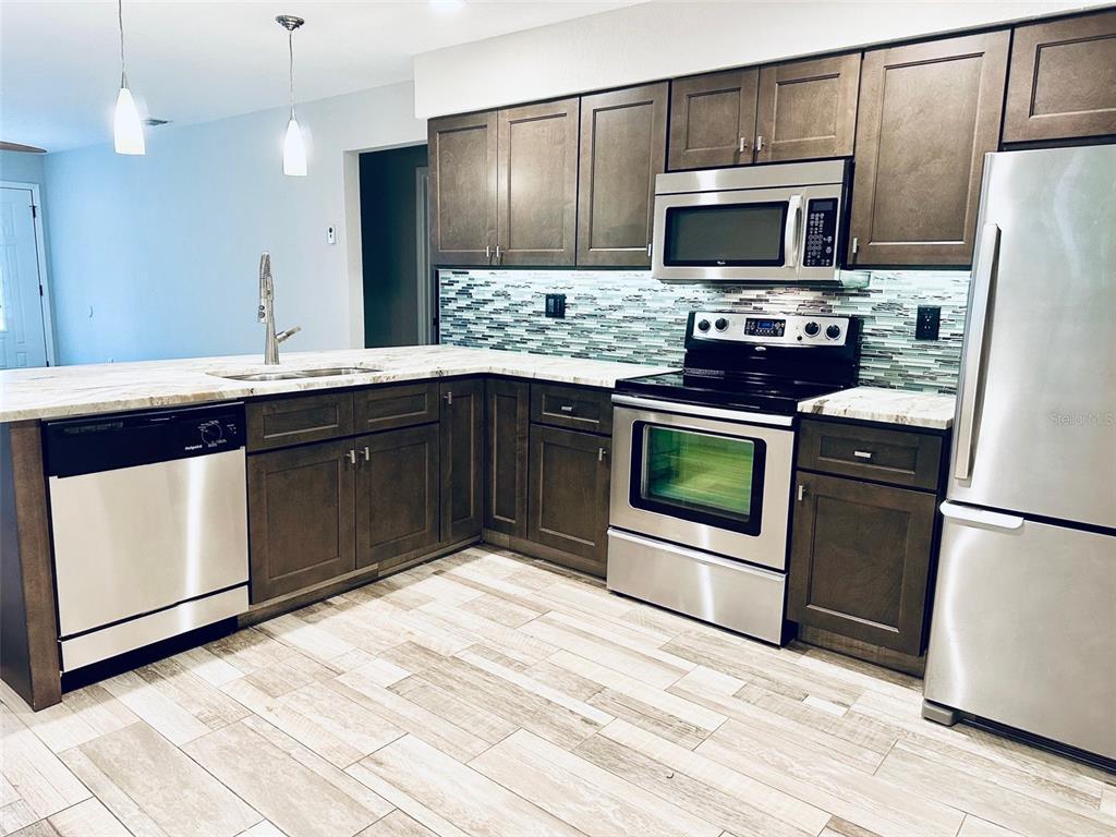 11932 125th Street, Unit B Largo, FL 33774 - Photo 3 of 15