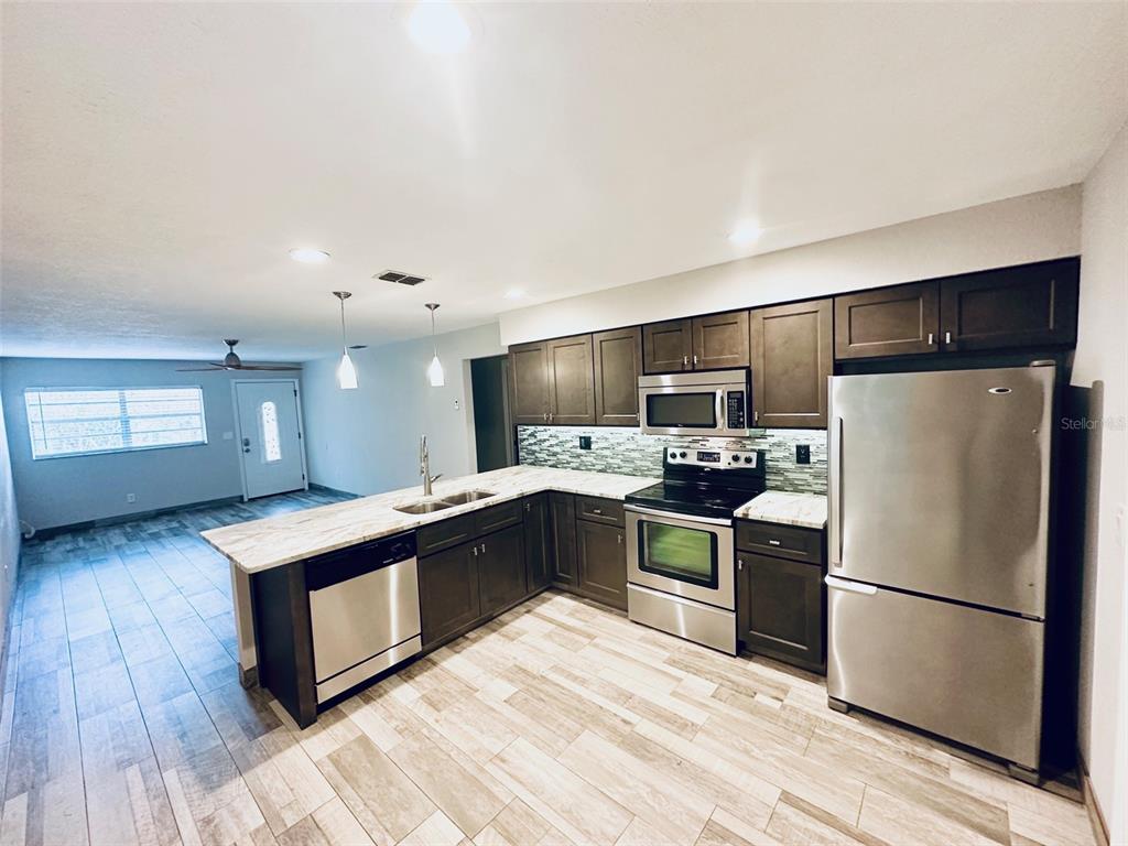 11932 125th Street, Unit B Largo, FL 33774 - Photo 4 of 15