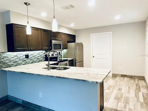 $2,000 | 11932 125th Street, Unit B, Largo, FL 33774