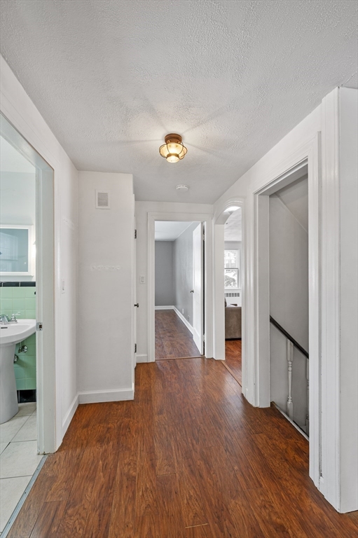 80 Redfield Road Wakefield, MA 01880 - Photo 15 of 36