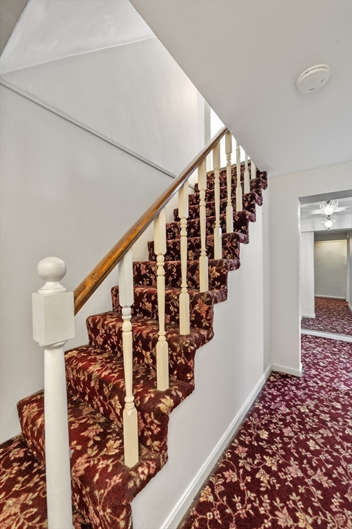 80 Redfield Road Wakefield, MA 01880 - Photo 24 of 36