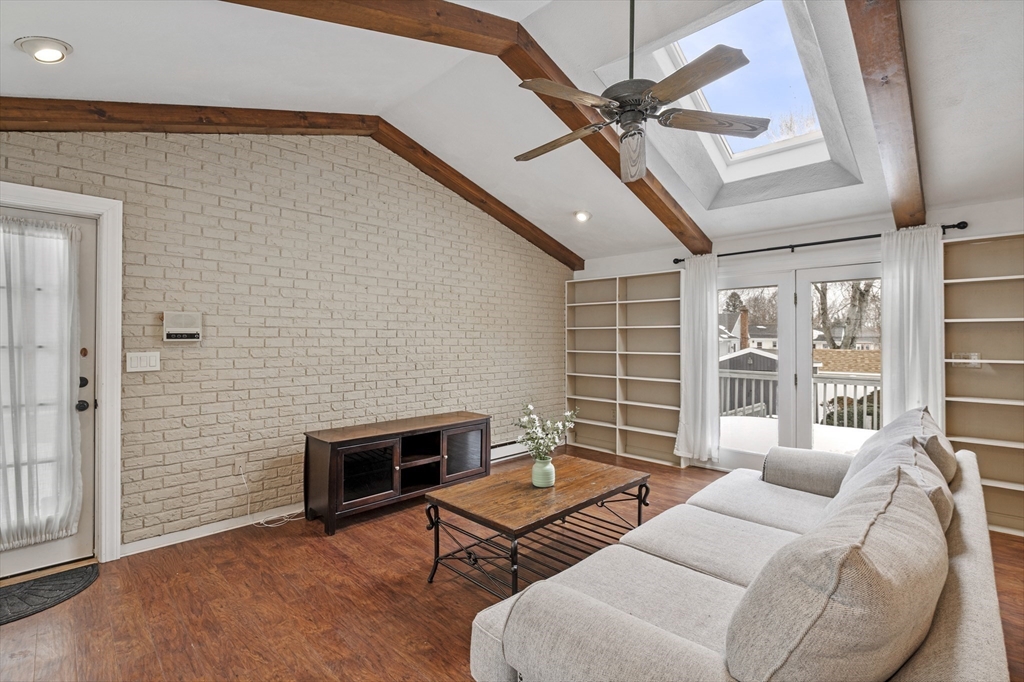 80 Redfield Road Wakefield, MA 01880 - Photo 8 of 36