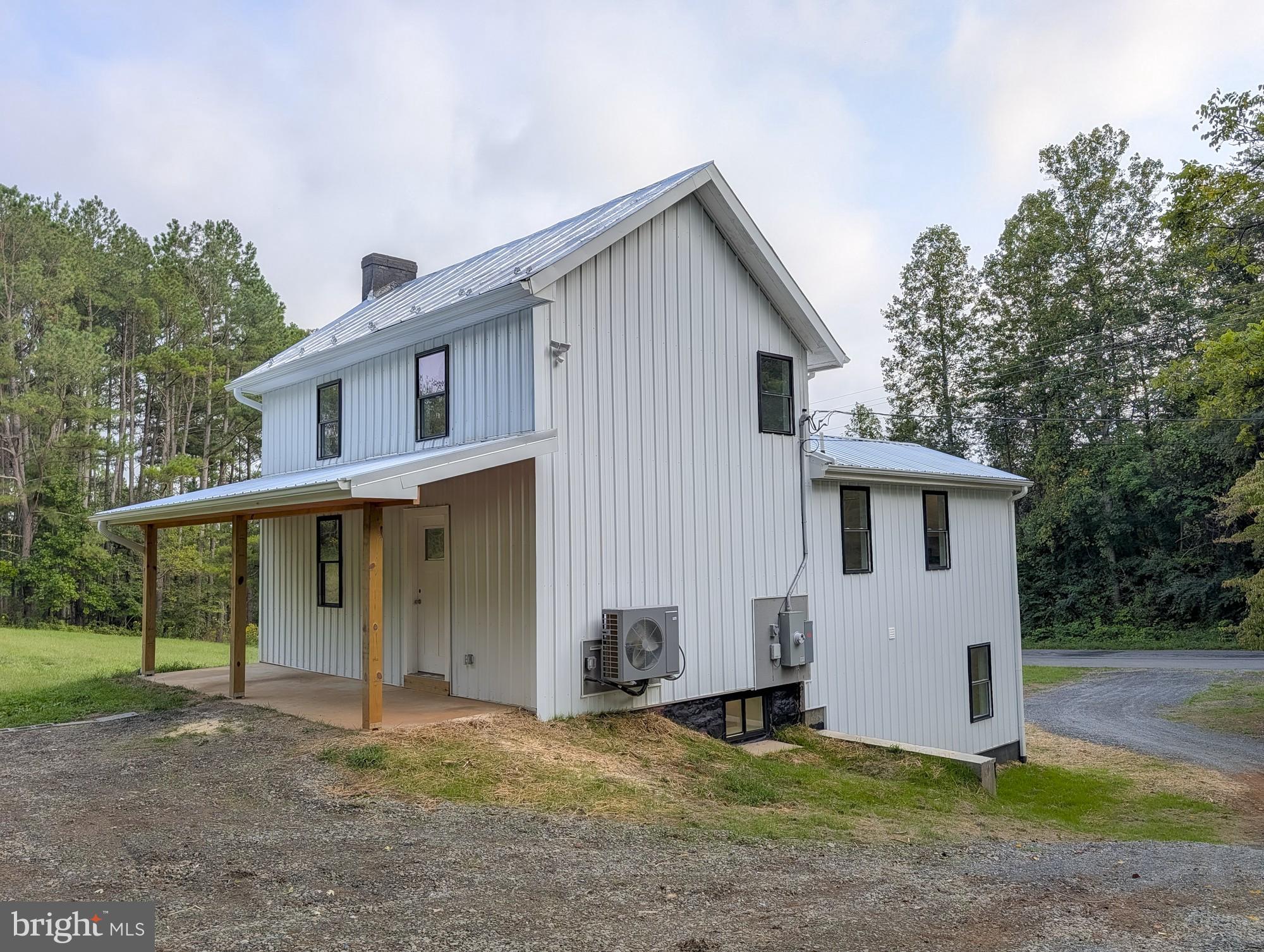 871 Chapman Road Stanardsville, VA 22973 - Photo 3 of 16 All New Siding & Roofing