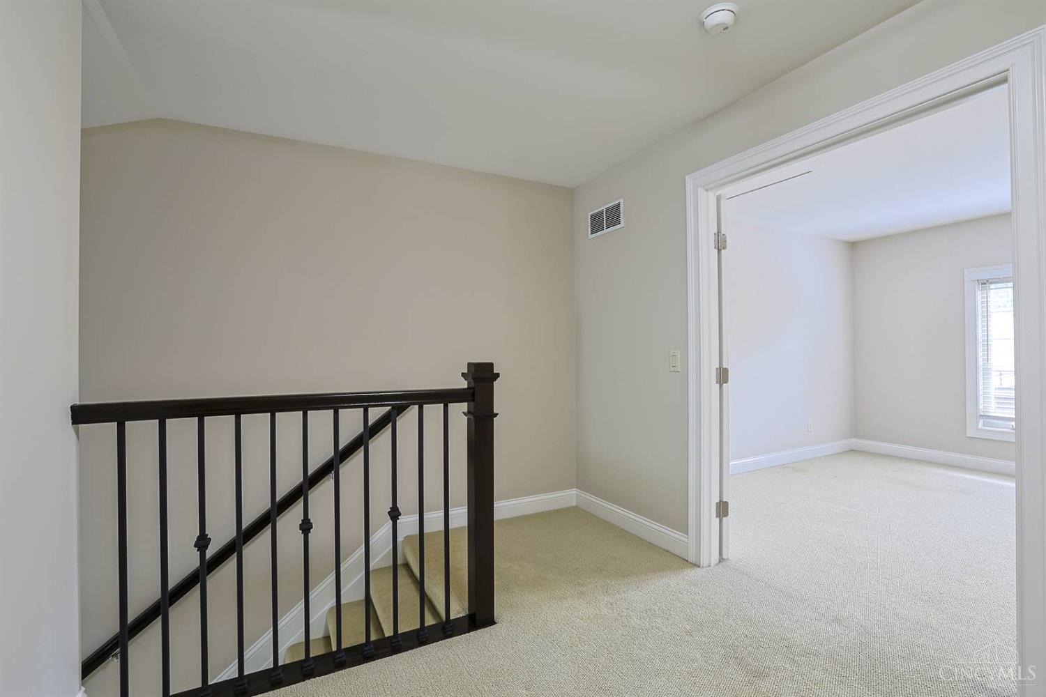 8731 Kenwood Road Cincinnati, OH 45242 - Photo 41 of 73