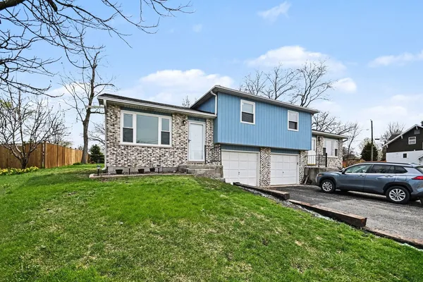 $1,994 | 1440 South Hamilton Street, Unit A, Lockport, IL 60441