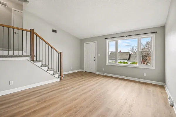 $1,994 | 1440 South Hamilton Street, Unit A, Lockport, IL 60441