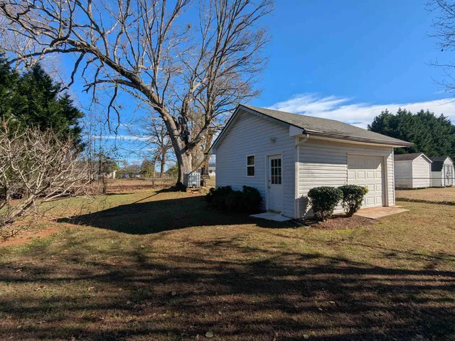 $285,000 | 124 Bent Tree Drive, Inman, SC 29349