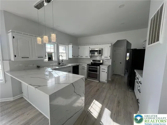 $3,000 | 106 Lynx Lane, Effort, PA 18330