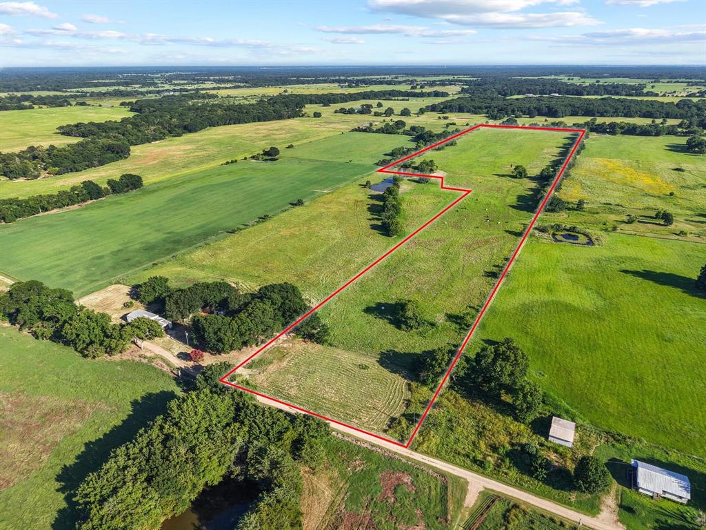 2131 Telephone Tx 75488 Telephone, TX 75488 - Photo 3 of 27 a view of a city