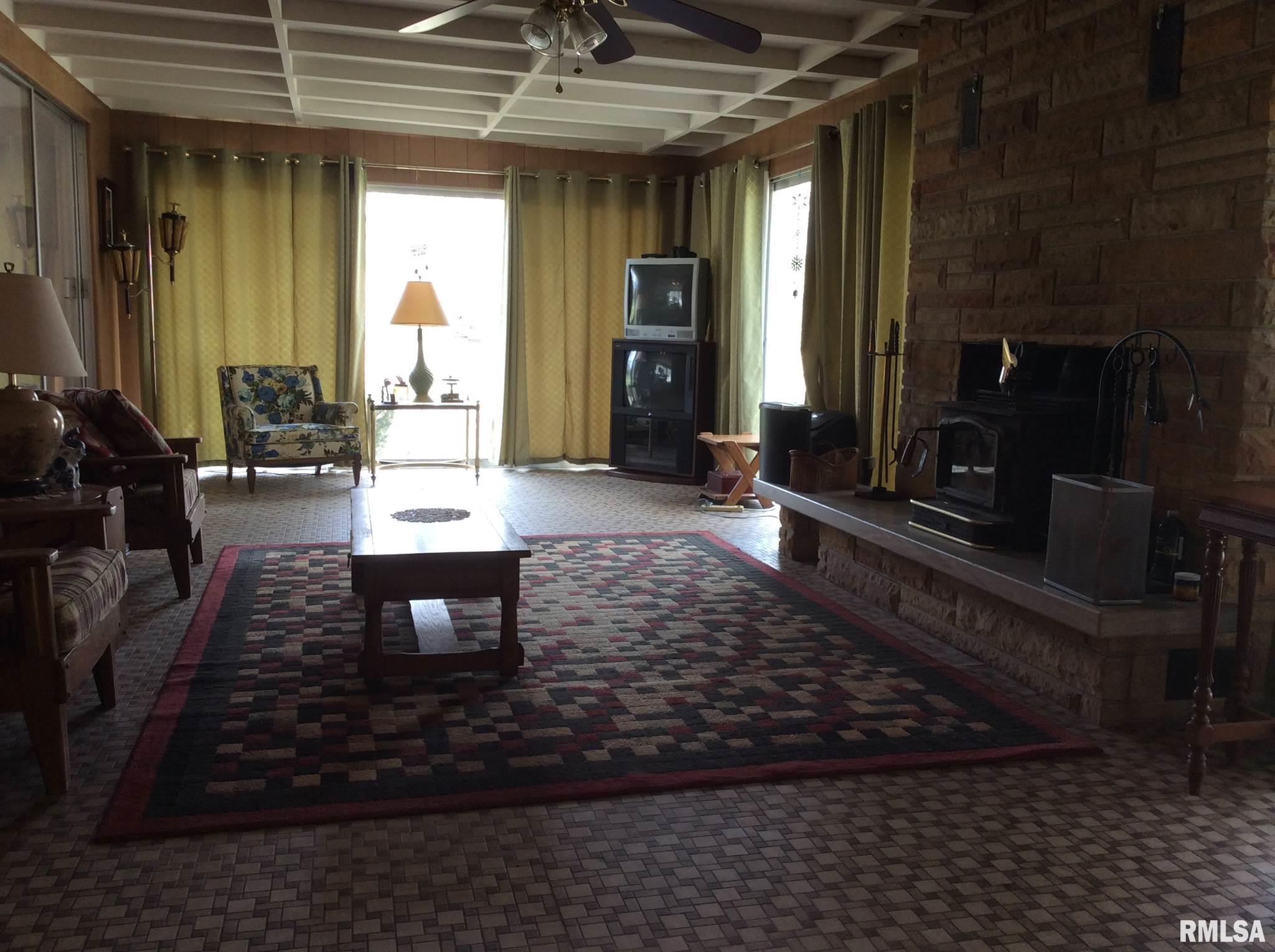 12424 East Lakeview Road Mount Vernon, IL 62864 - Photo 28 of 50 Gallery Image 28