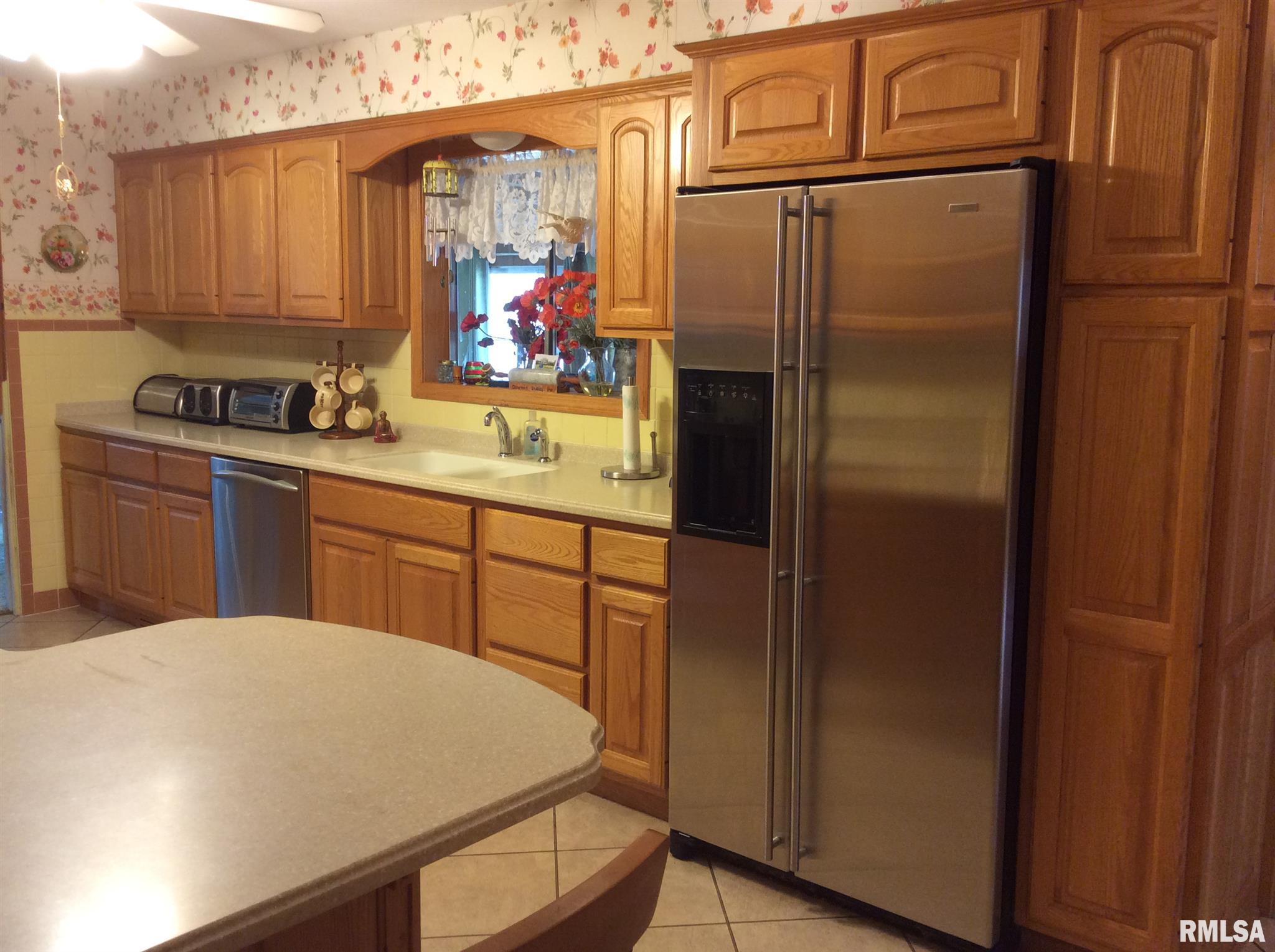 12424 East Lakeview Road Mount Vernon, IL 62864 - Photo 34 of 50 Gallery Image 34