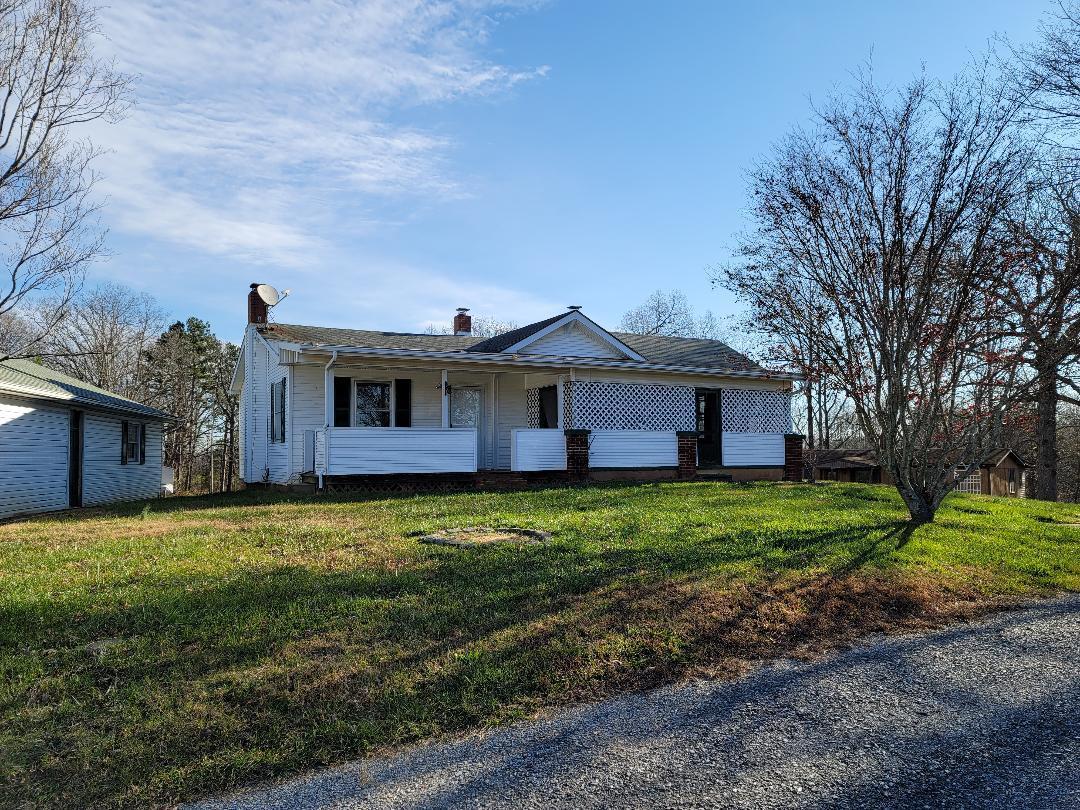 1047 Oyler Road Hardy, VA 24101 - Photo 2 of 25 1