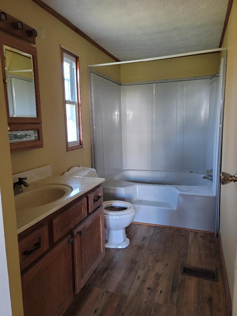 1047 Oyler Road Hardy, VA 24101 - Photo 20 of 25 Master Bathroom