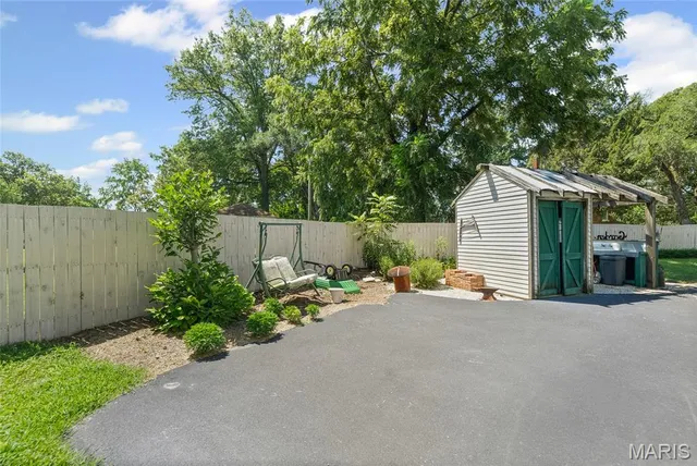 $409,000 | 144 South 9th Street, East Alton, IL 62024