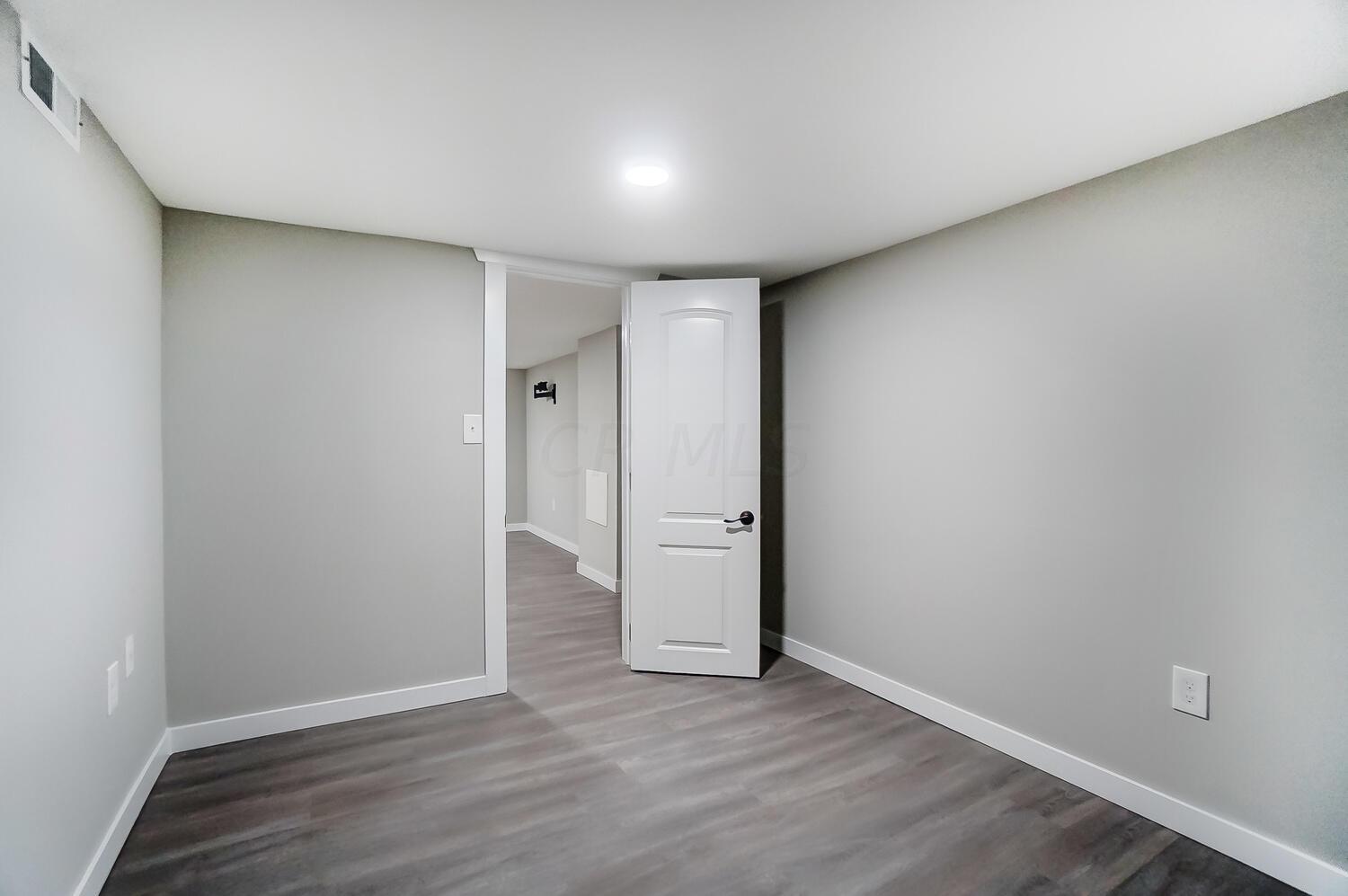 2028 Ferris Road Columbus, OH 43224 - Photo 22 of 31 50031769-022_web