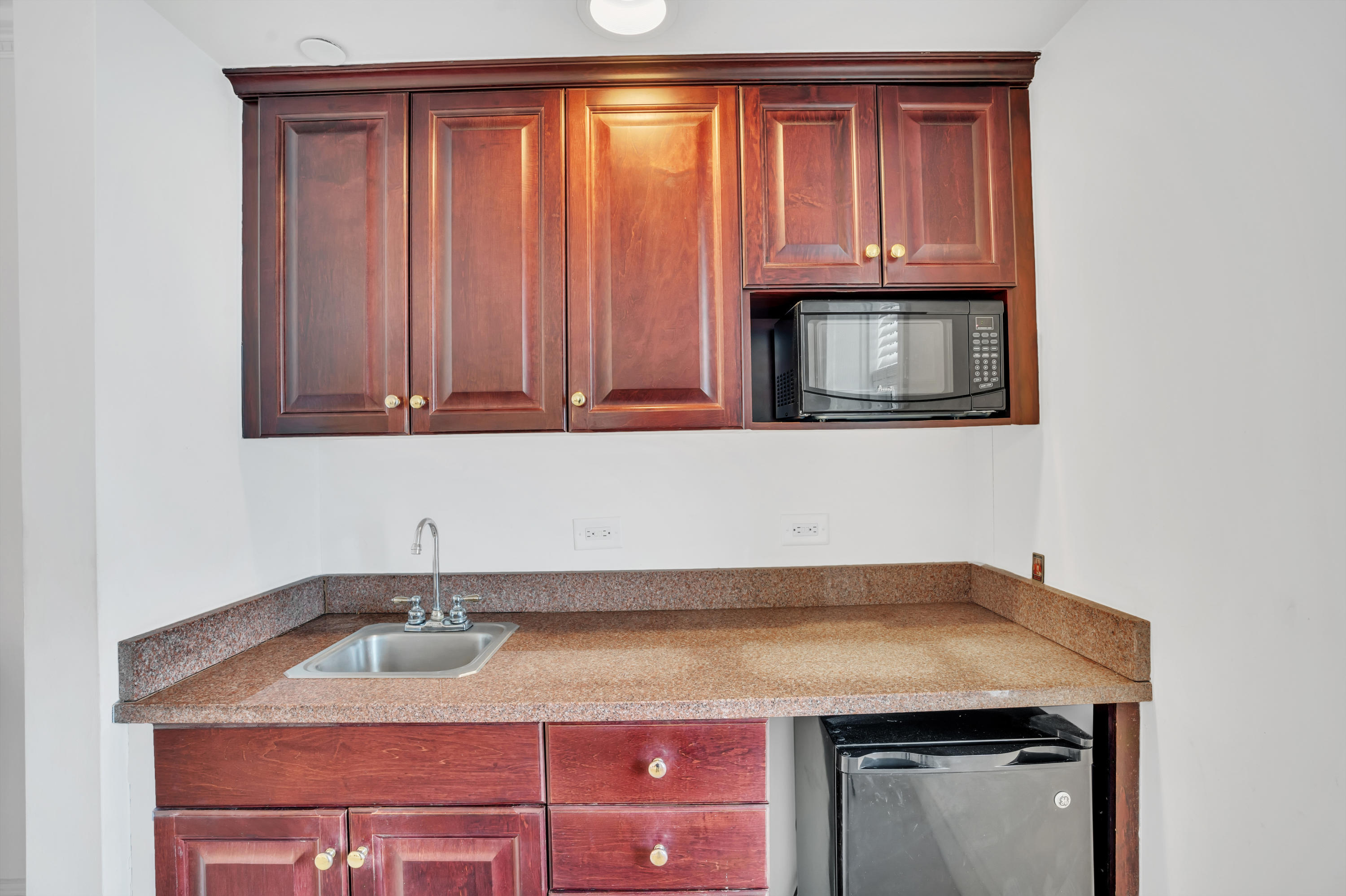 700 Ocean Avenue, Unit 319 Spring Lake, NJ 07762 - Photo 30 of 40 014_dsc04788