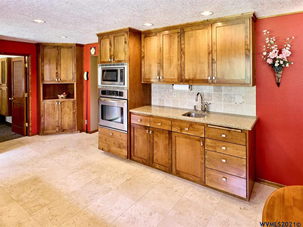 17101 Southwest Wilsonville Road Wilsonville, OR 97070 - Photo 14 of 42