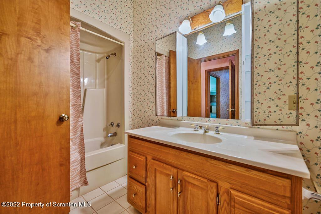 1501 Green Ridge Street Dunmore, PA 18509 - Photo 54 of 75