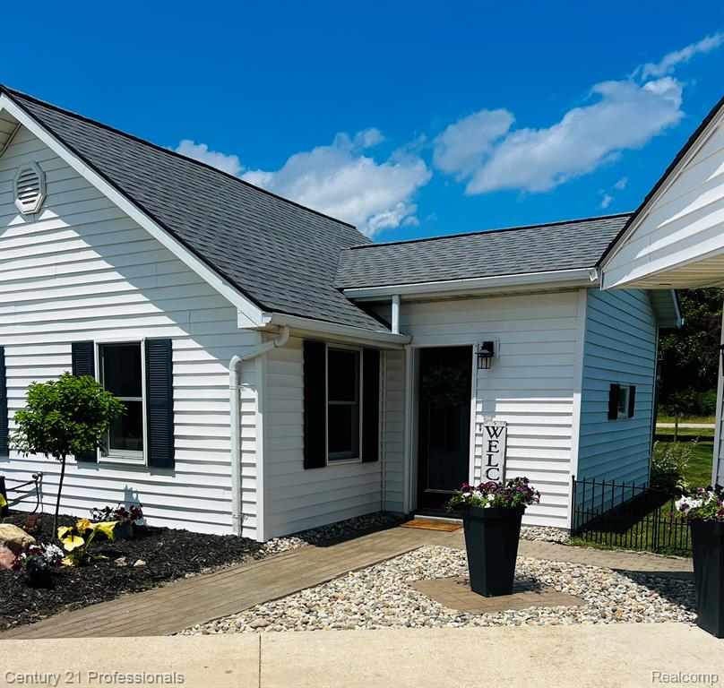 13525 Dennison Road Milan, MI 48160 - Photo 8 of 29