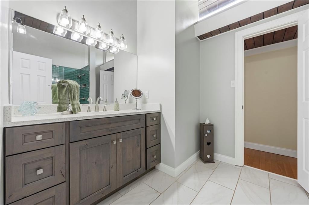 2322 Marbury Road Pittsburgh, PA 15221 - Photo 14 of 31 Gallery Image 14