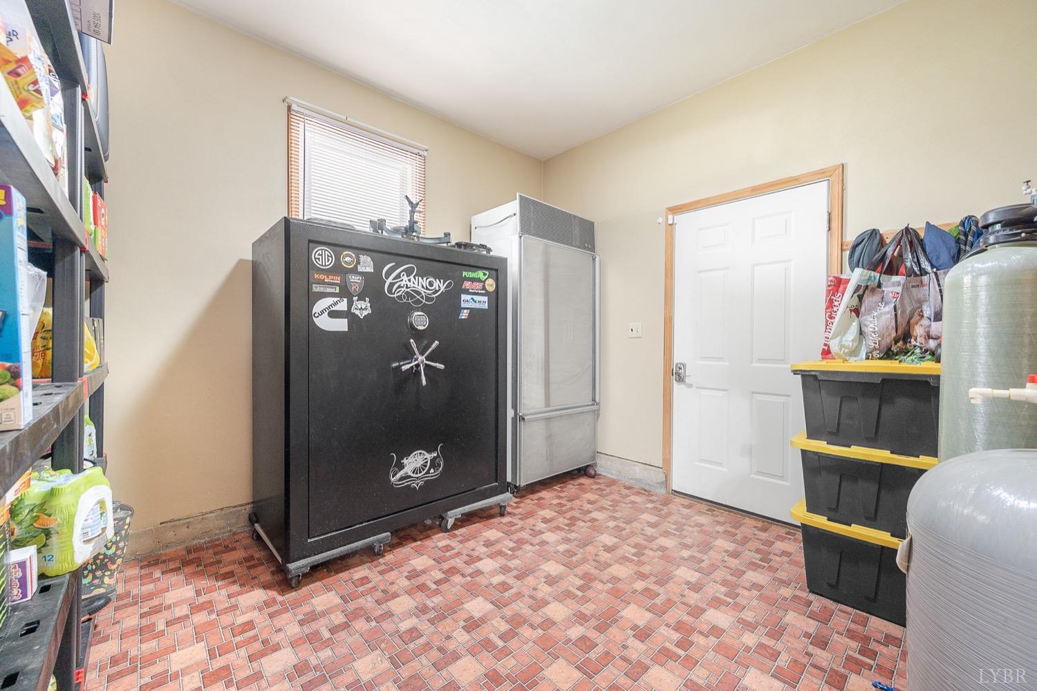68 Mary Alice Road Fincastle, VA 24090 - Photo 18 of 31 Gallery Image 18