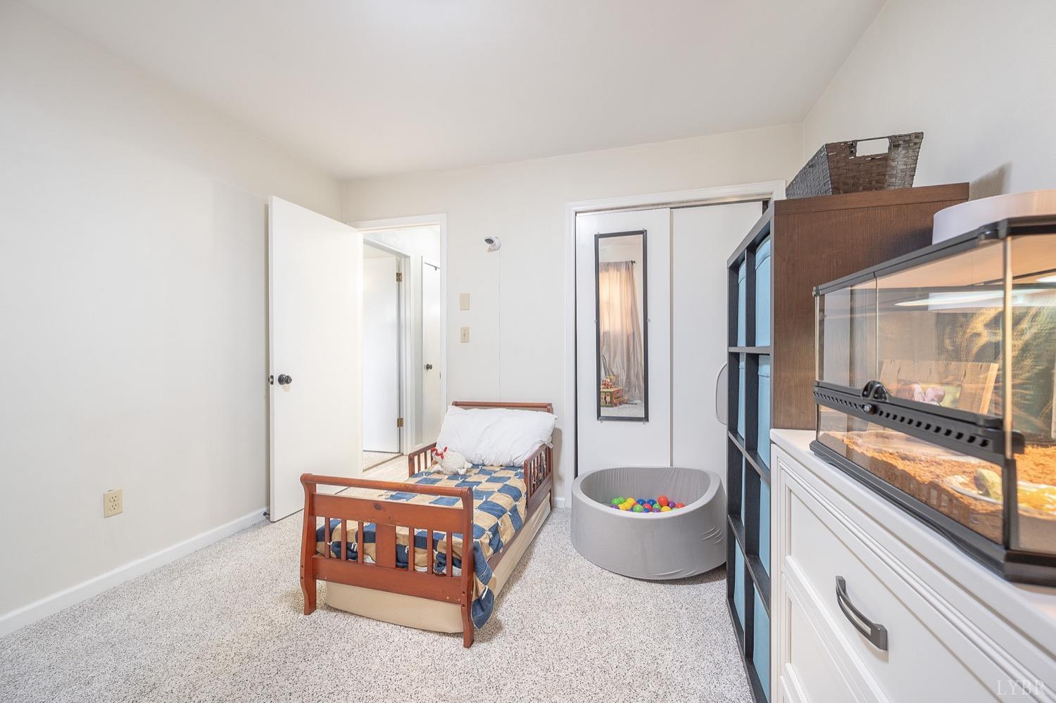 68 Mary Alice Road Fincastle, VA 24090 - Photo 25 of 31 Gallery Image 25