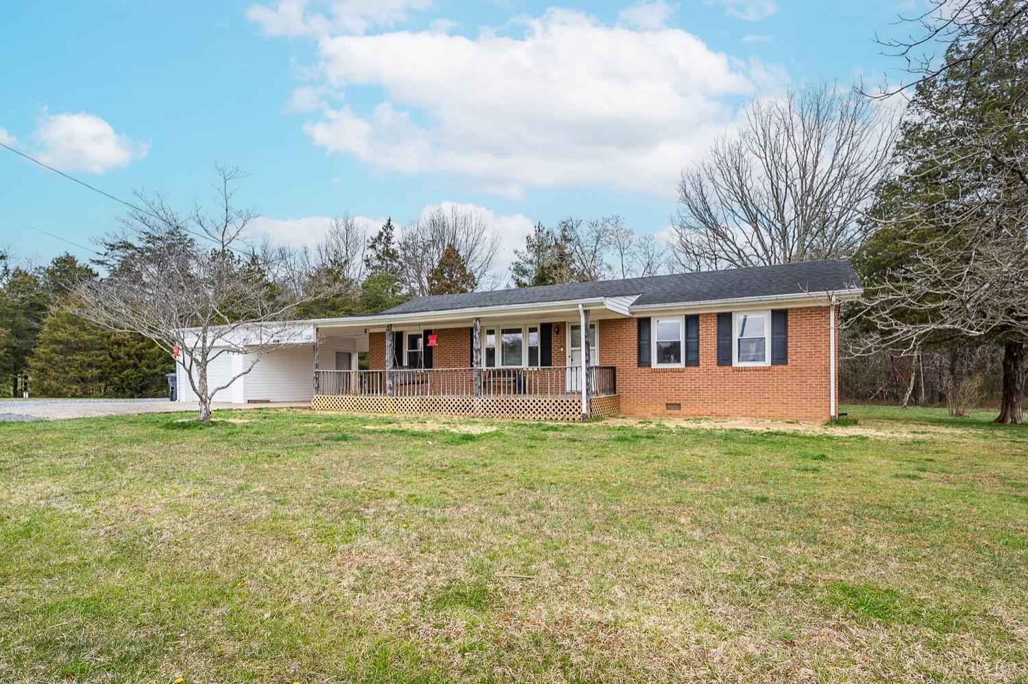 68 Mary Alice Road Fincastle, VA 24090 - Photo 3 of 31 Gallery Image 3