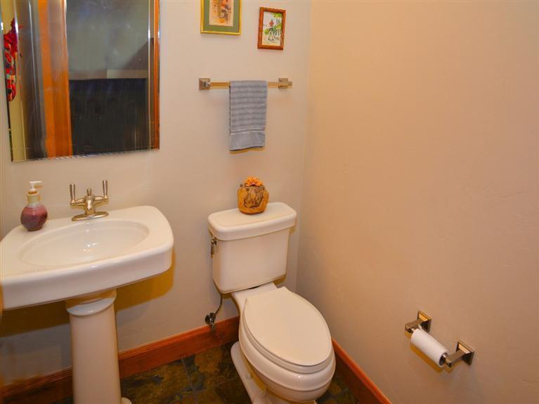 2476 Eagle Ranch Road Eagle, CO 81631 - Photo 20 of 25 Guest bathroom