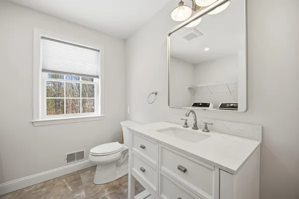$739,000 | 192 Grapevine Road, Dunbarton, NH 03046