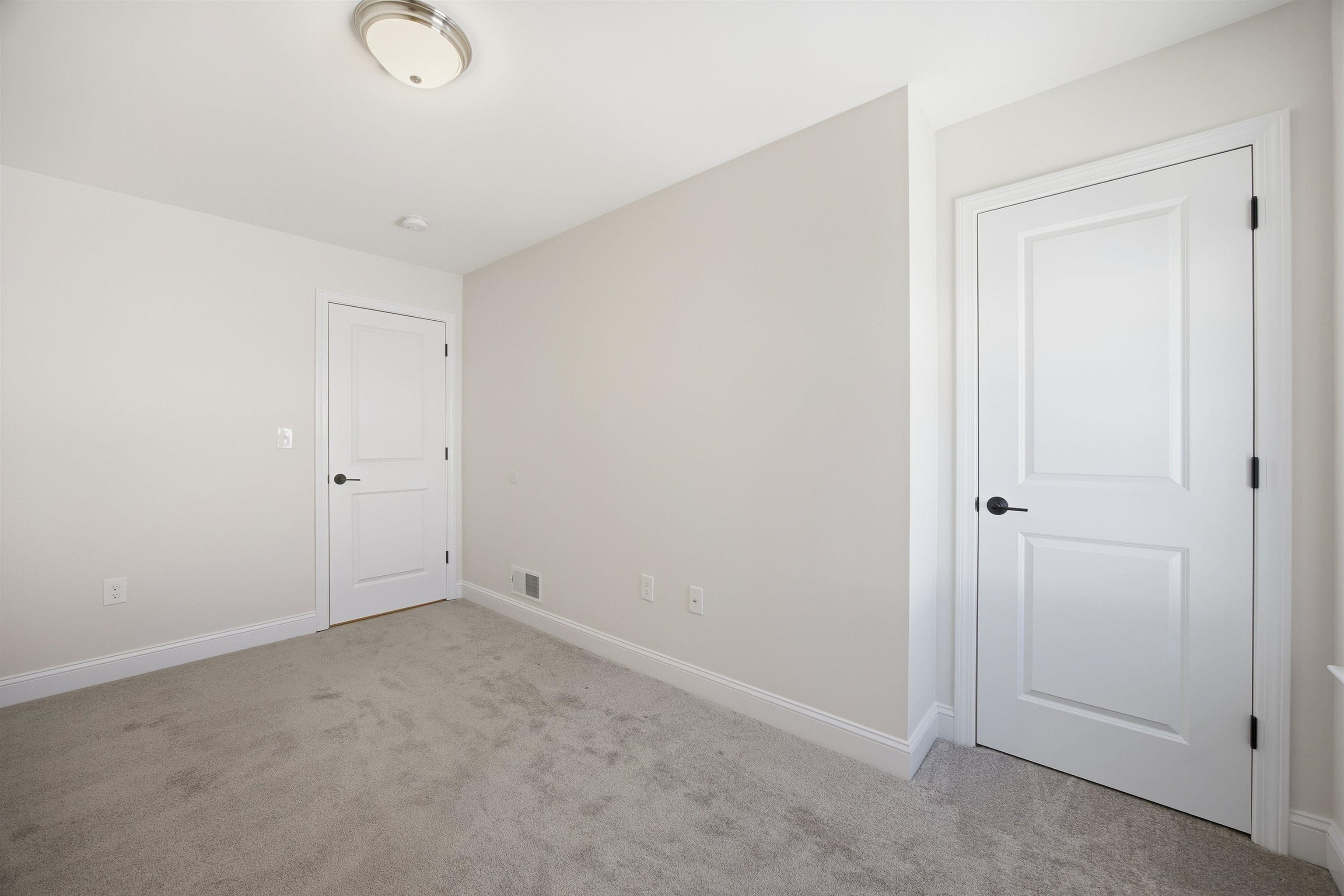 192 Grapevine Road Dunbarton, NH 03046 - Photo 28 of 49