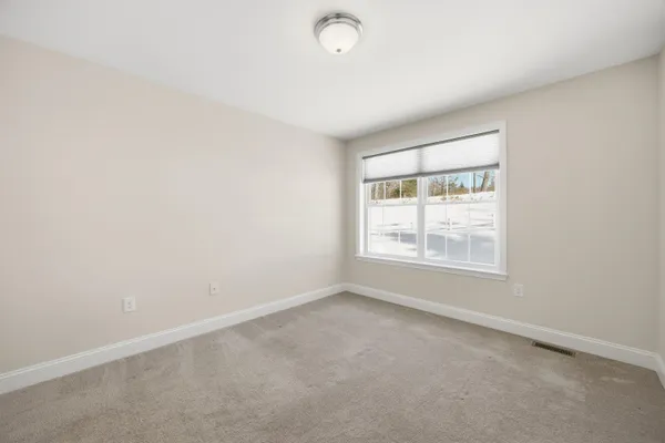 $739,000 | 192 Grapevine Road, Dunbarton, NH 03046