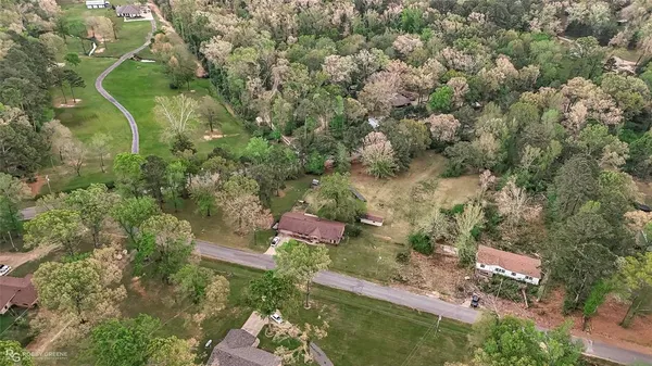 $299,000 | 113 Cypress Lake Circle, Benton, LA 71006