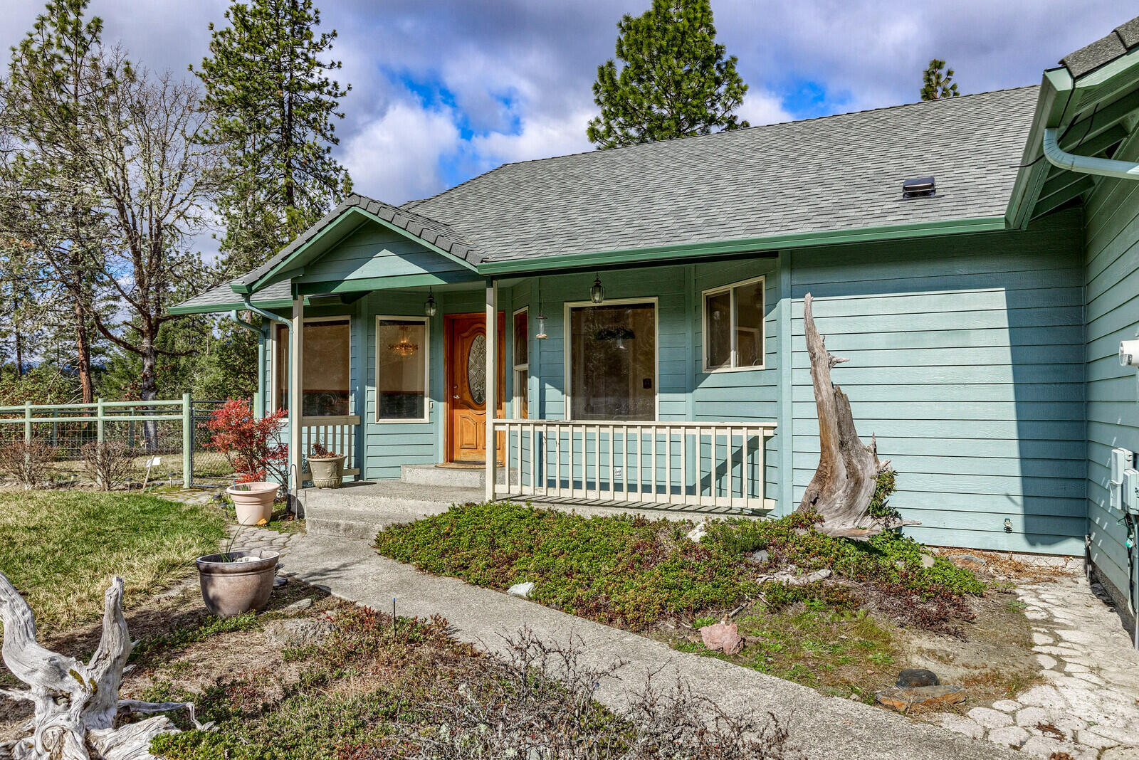345 Stonebrook Way Merlin, OR 97532 - Photo 3 of 47 04_SW_4_mls